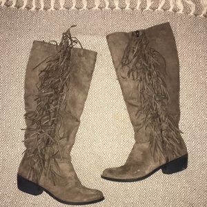 Not Rated Fringe boots